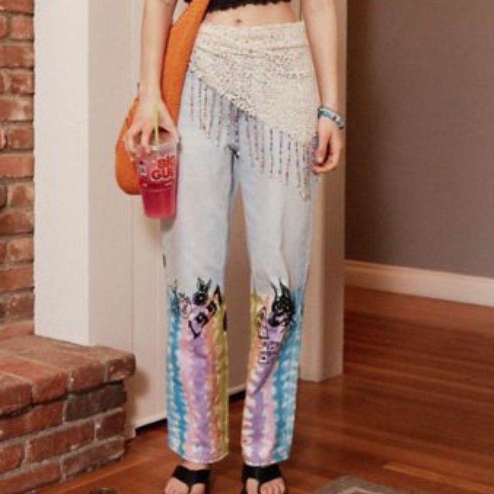NWT! Urban Outfitters BDG High Waisted Cowboy Jean Blue Multicolor Print Size 31